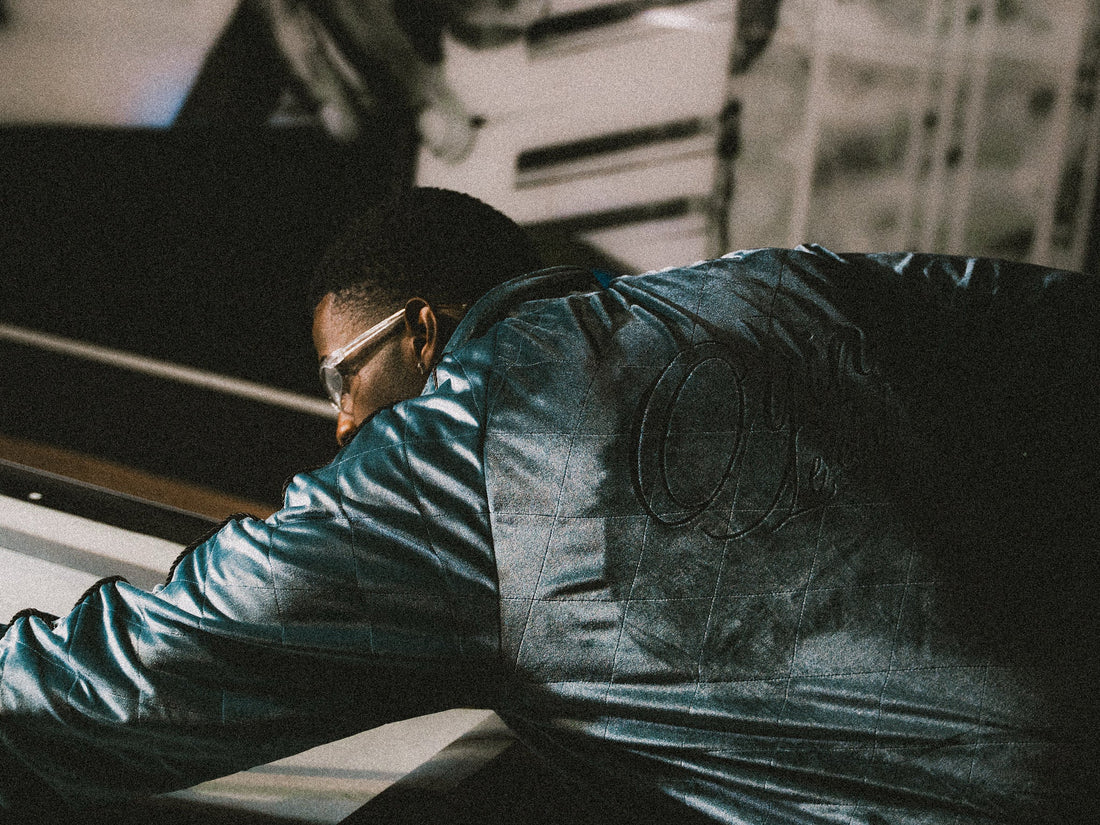 L’Oiseau Rare brille en Oyin Studio